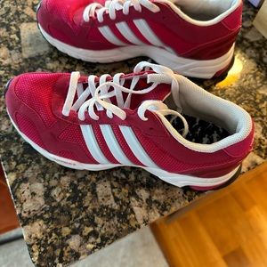 Women’s Adidas red/white sneaker. Size 6.5